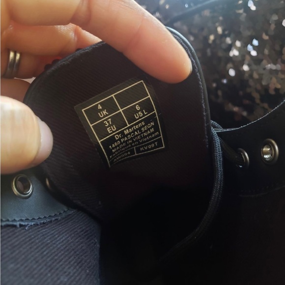 Dr. Marten’s sequel boots - Picture 4 of 5